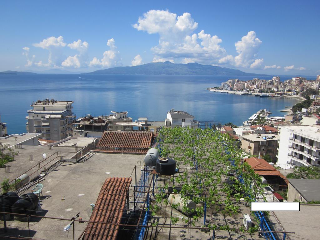 Guest House And Tavern Leo Sarandë Exteriér fotografie