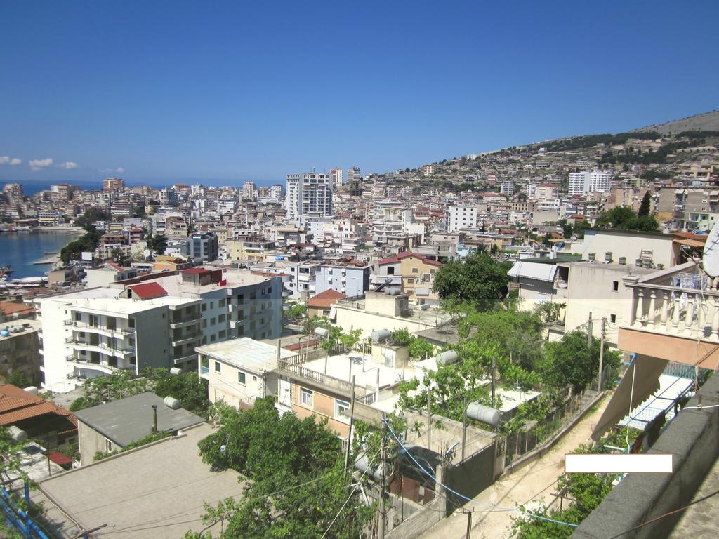 Guest House And Tavern Leo Sarandë Exteriér fotografie